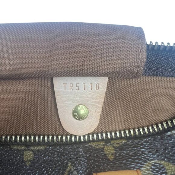 Louis Vuitton Monogram Speedy 30 - Picture 11 of 13